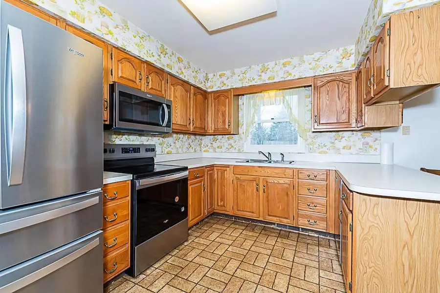 6596 Sunburst Drive, Portage, MI 49024 - #2