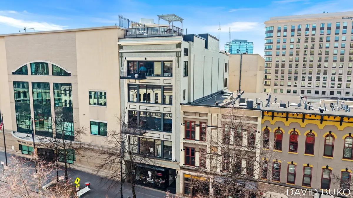 49 Monroe Center Street Nw #10, Grand Rapids, MI 49503 - #1