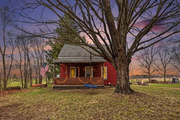 3521 S 204th Avenue, Hesperia, MI 49421