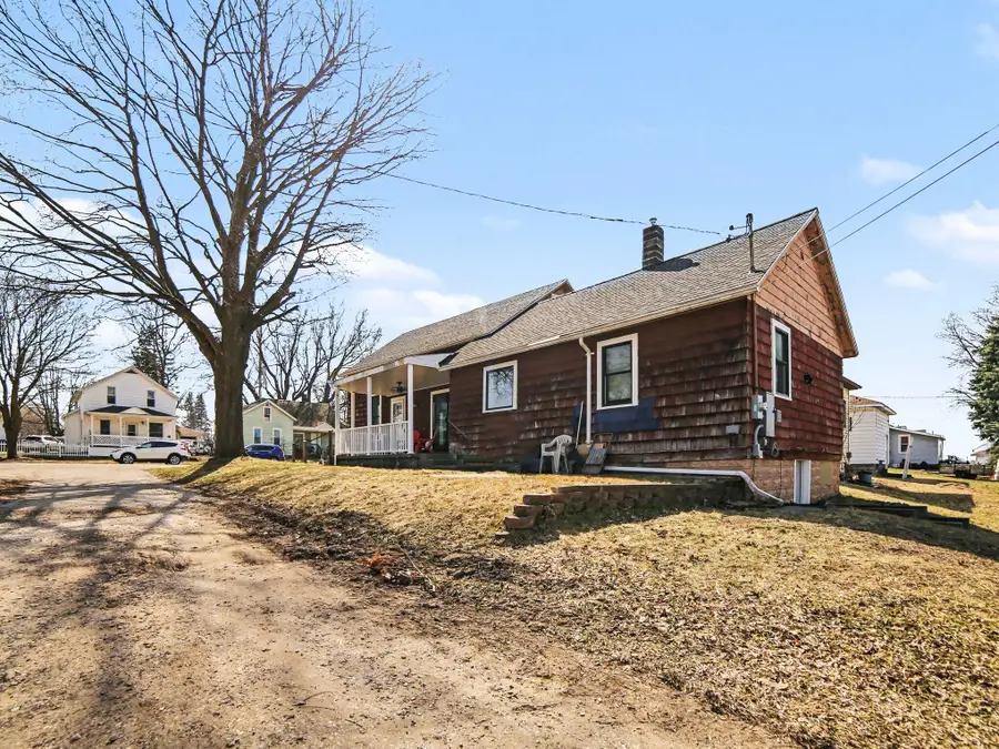 205 W 1st Street, Ludington, MI 49431 - #3
