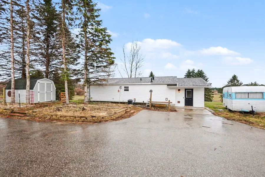 6015 S 124th Avenue, Rothbury, MI 49452 - #3