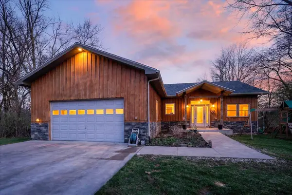 23536 Forest Shores Drive, Cassopolis, MI 49031