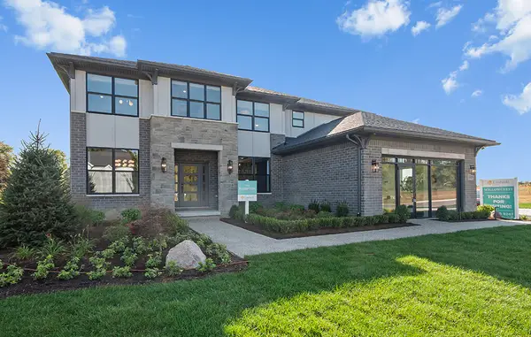 8519 N Beck Road, Canton, MI 48187