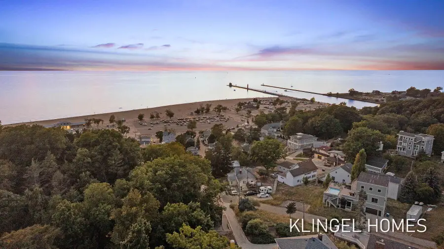 140 Prospect Street, Grand Haven, MI 49417 - #3