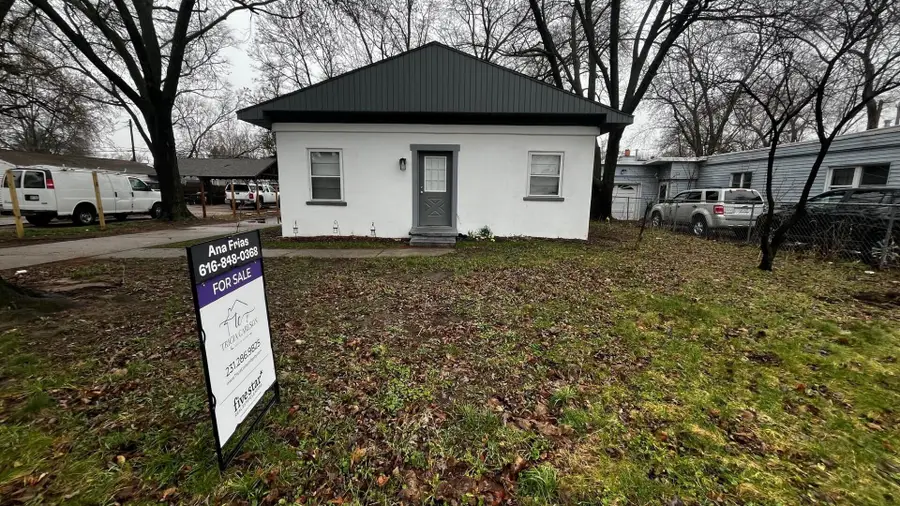 3755 Jefferson Avenue Se, Wyoming, MI 49548 - #2