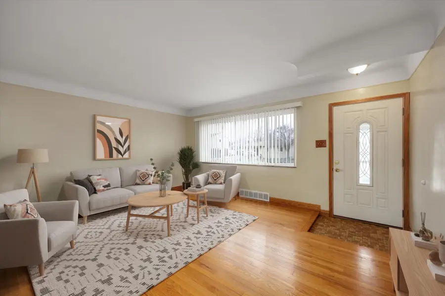 28110 Garfield Street, Roseville, MI 48066 - #2