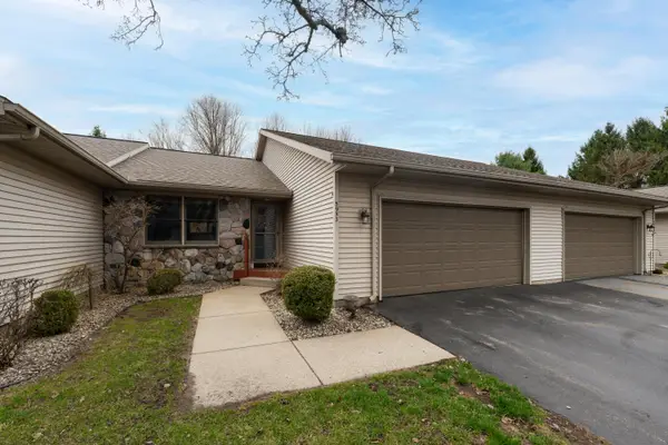 5953 Wood Valley Road, Kalamazoo, MI 49009