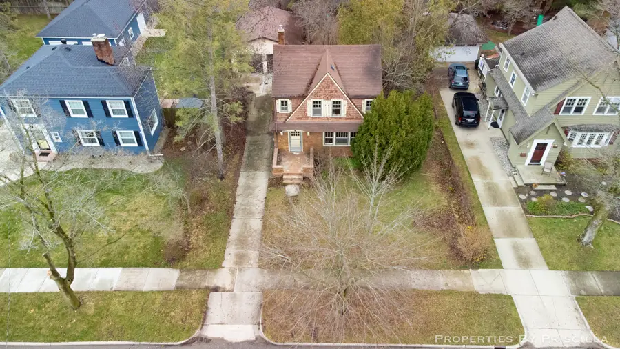 939 Northwood Street Ne, Grand Rapids, MI 49505 - #2