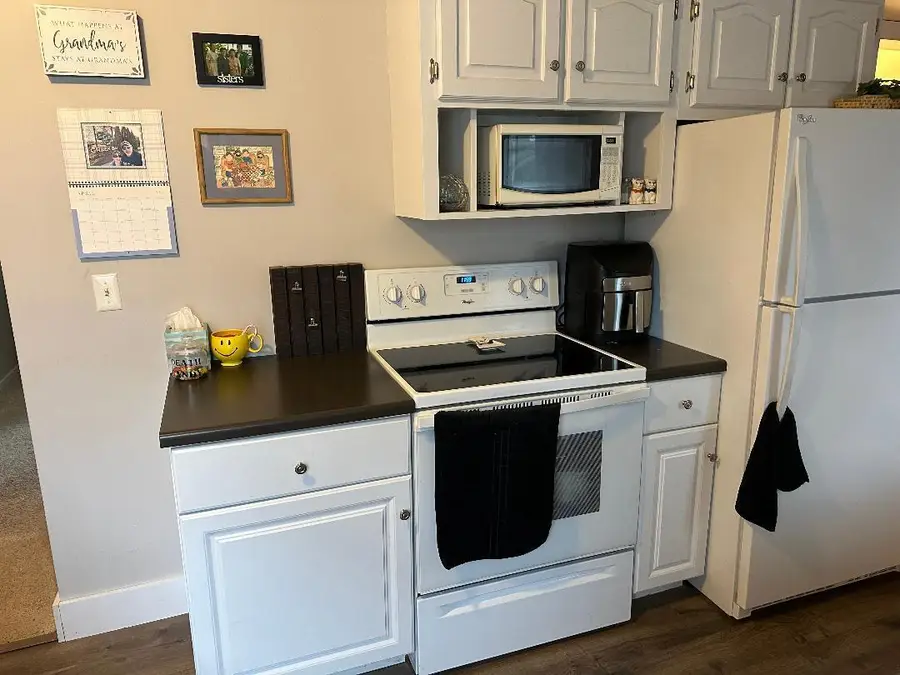 3109 Rogers Lane Avenue Sw, Wyoming, MI 49509 - #2