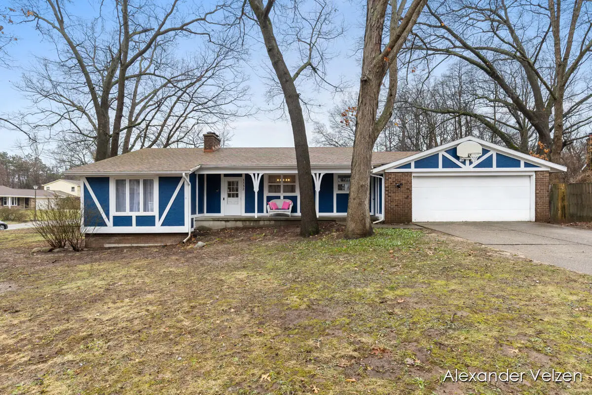 1532 Andover Street Sw, Wyoming, MI 49509 - #1
