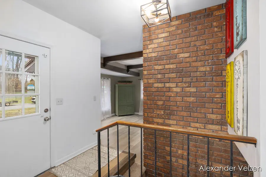 1532 Andover Street Sw, Wyoming, MI 49509 - #2