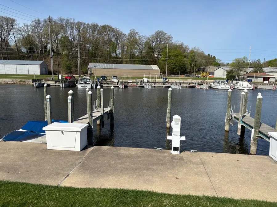 39884 Anchors Way, Saint Joseph, MI 49085 - #3