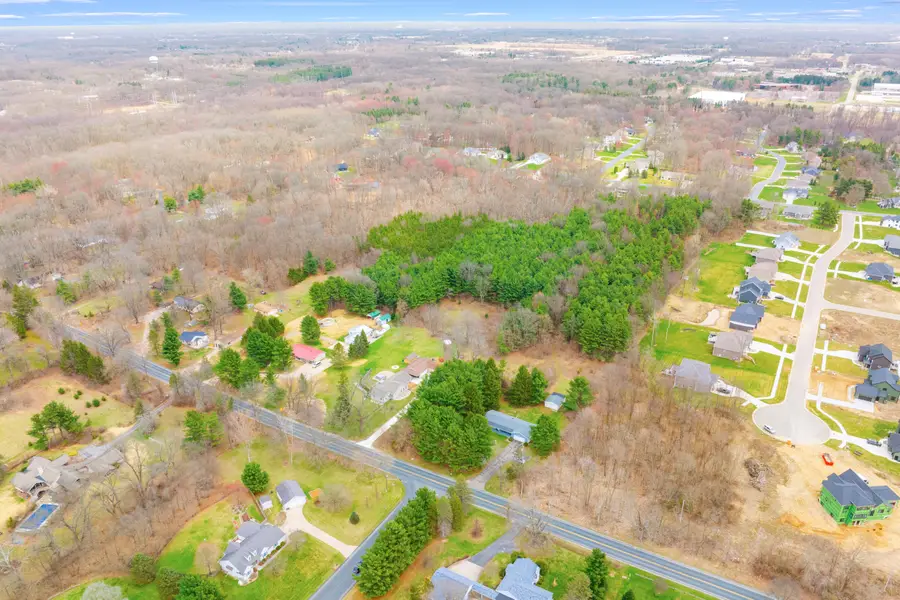 5251 S 6th Street, Kalamazoo, MI 49009 - #2