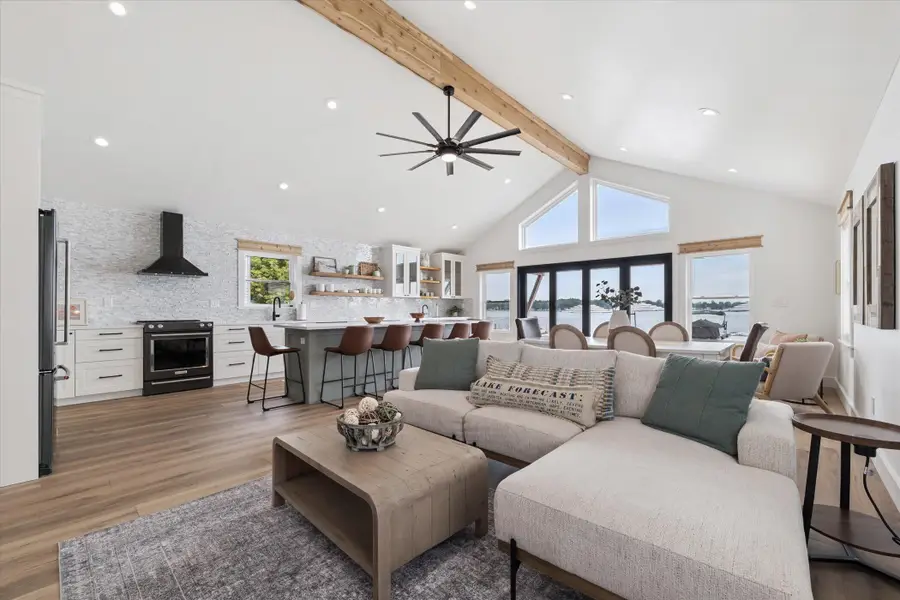 9098 Dexter-pinckney Road, Pinckney, MI 48169 - #2