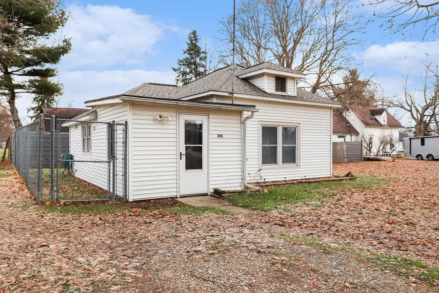 206 Burr Oak Street, Mendon, MI 49072 - #3