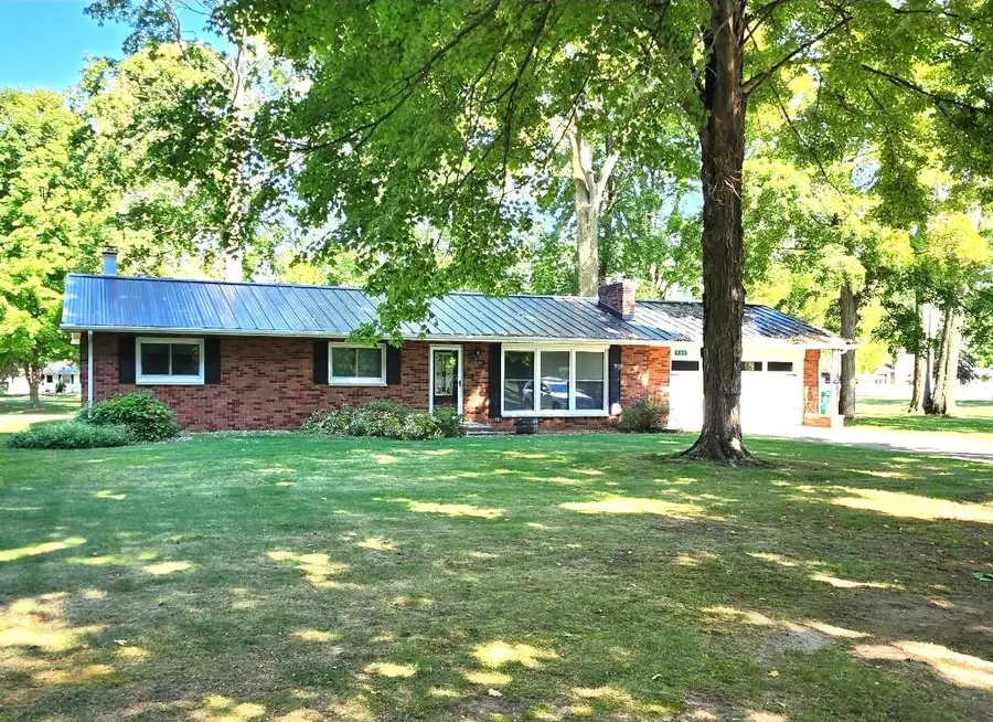 340 W Railroad Street, Centreville, MI 49032 - #2