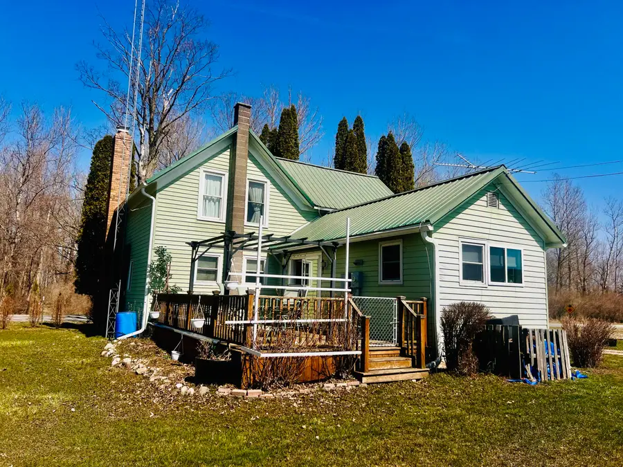 117 W Meisenheimer Road, Scottville, MI 49454 - #3