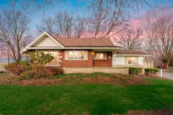 5844 S Scottdale Road, Berrien Springs, MI 49103