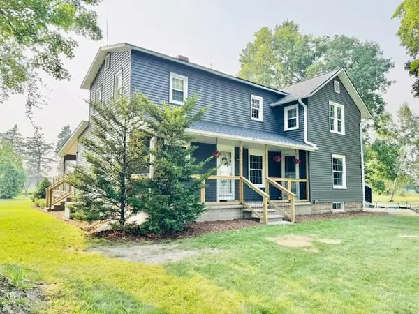 10035 Irish Road, Vermontville, MI 49096