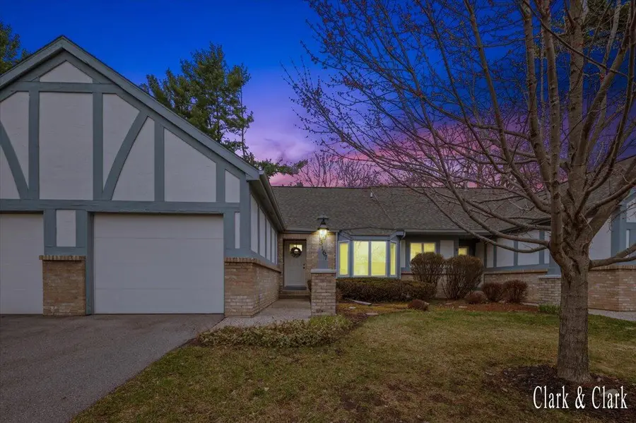 3167 Maple Villa Drive Se, Grand Rapids, MI 49508 - #2