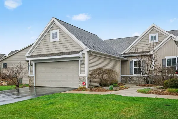 2537 SE Highridge Hills Lane Se, Grand Rapids, MI 49546