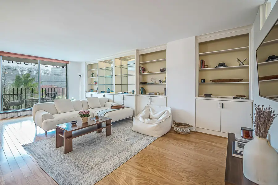 1050 Wall Street #3D, Ann Arbor, MI 48105 - #2