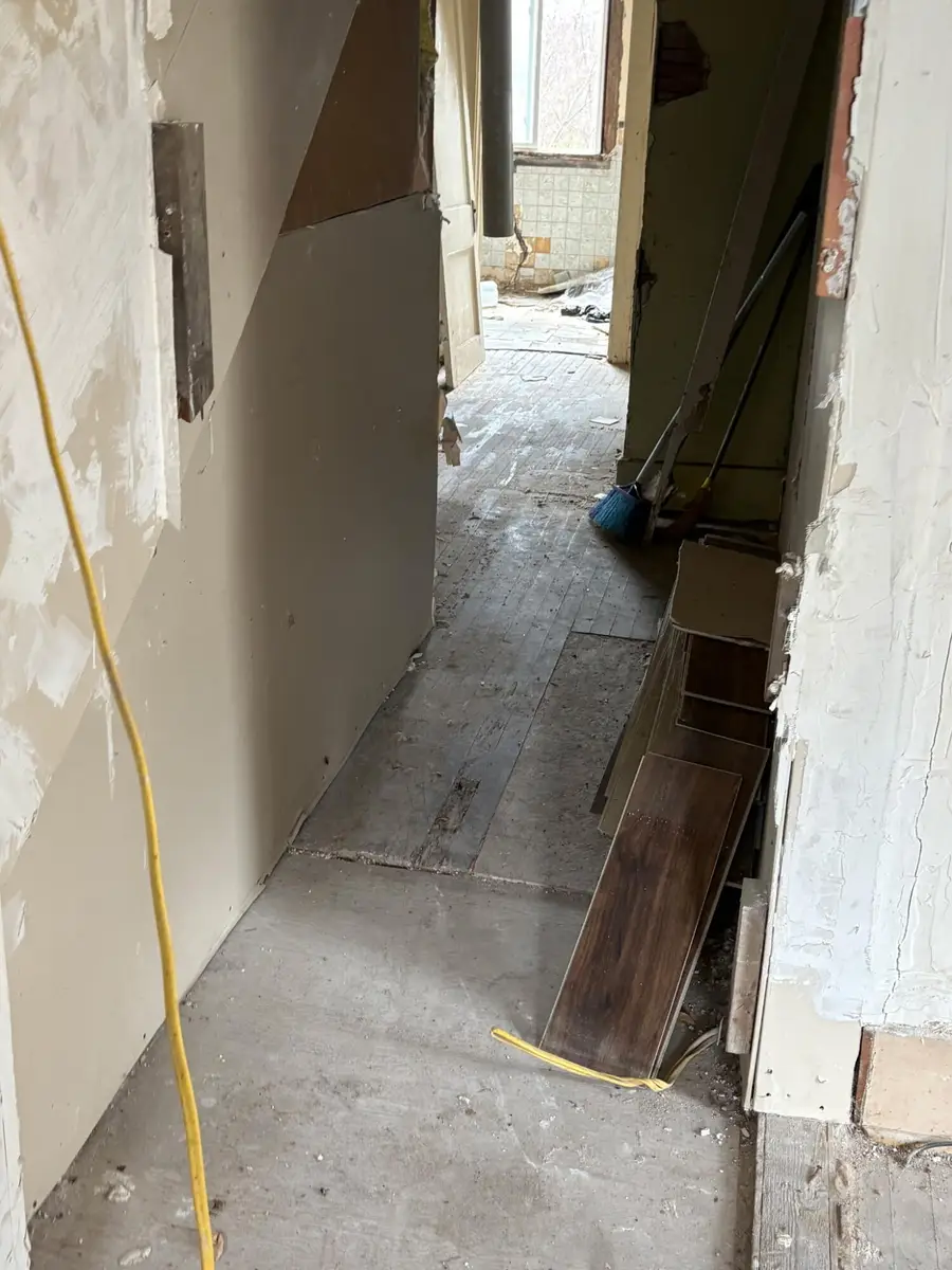 619 W Michigan Avenue, Battle Creek, MI 49037 - #3