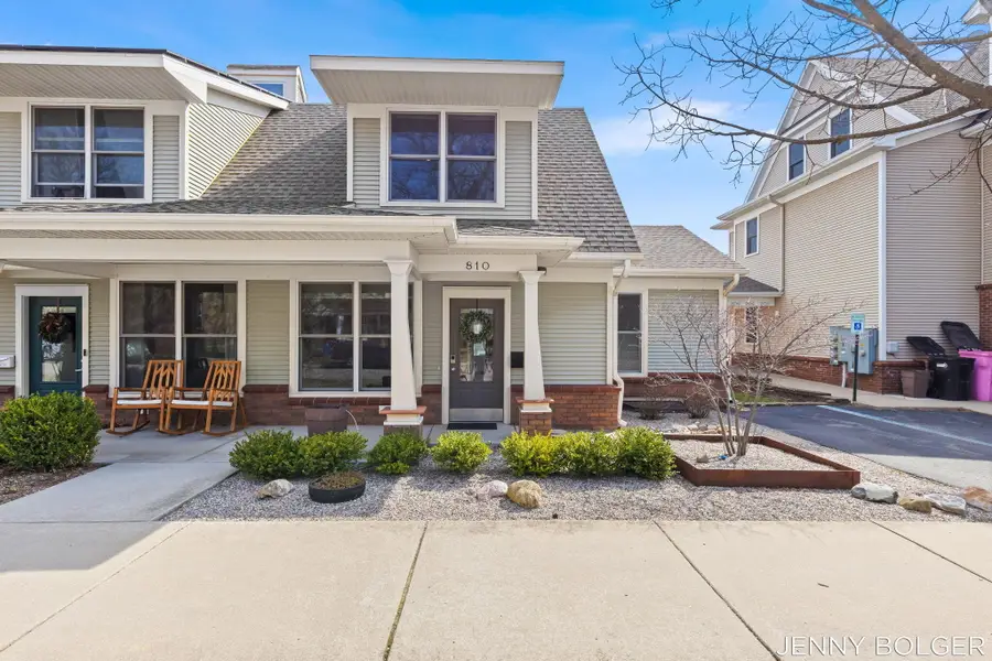 810 Livingston Avenue Ne, Grand Rapids, MI 49503 - #2