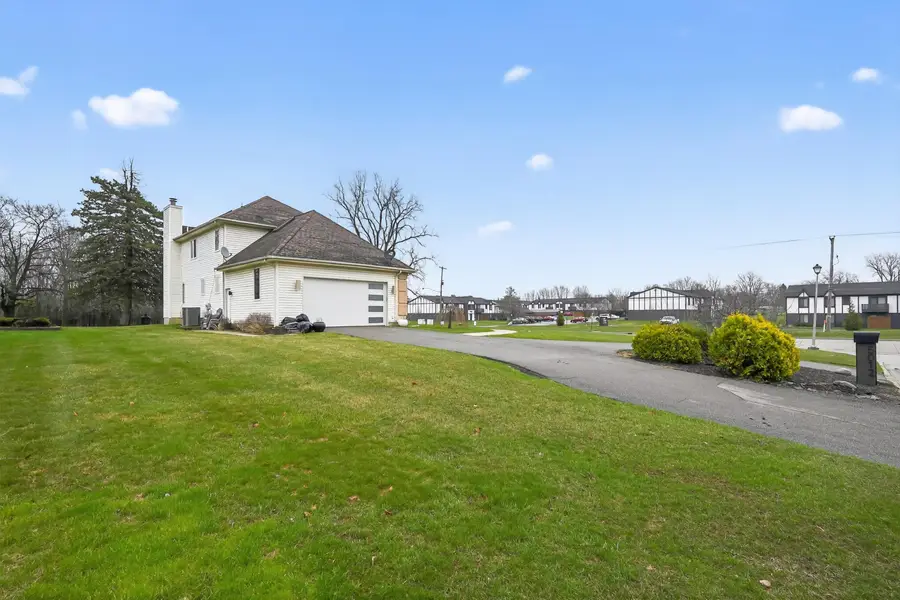 5012 Forest Side Drive, Flint, MI 48532 - #2