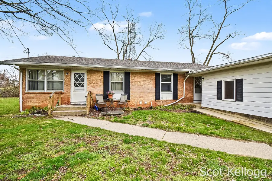 1735-1737 Sunny Creek Street Se, Kentwood, MI 49508 - #2