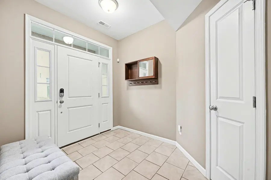 2733 S Spurway Drive, Ann Arbor, MI 48105 - #3