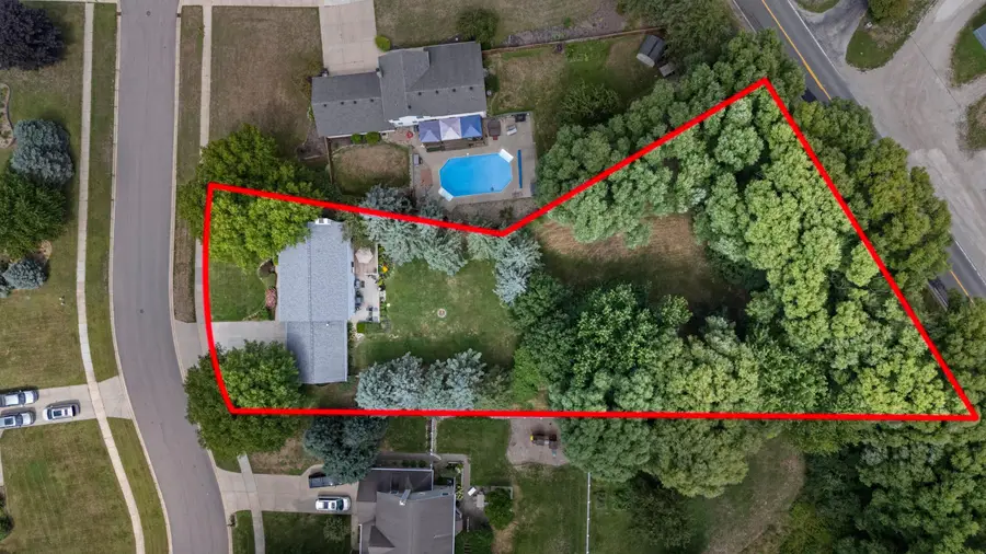 2233 Anderson Circle, Stevensville, MI 49127 - #3