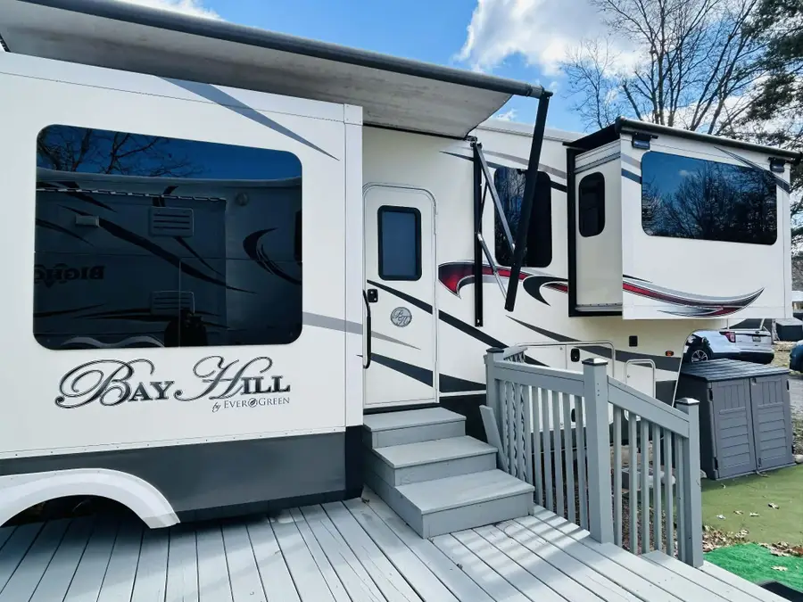 8303 W Royal Road #49, Canadian Lakes, MI 49346 - #2