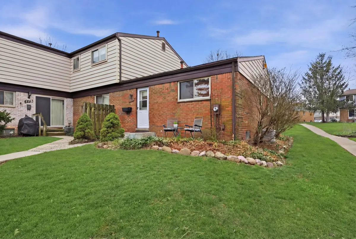 119 Sheffield, Saline, MI 48176 - #1