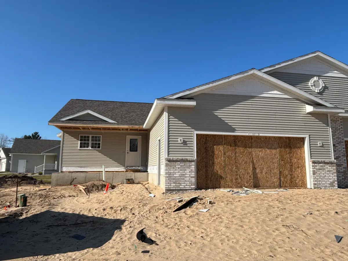 1517 E Addison Way, Muskegon, MI 49445 - #1