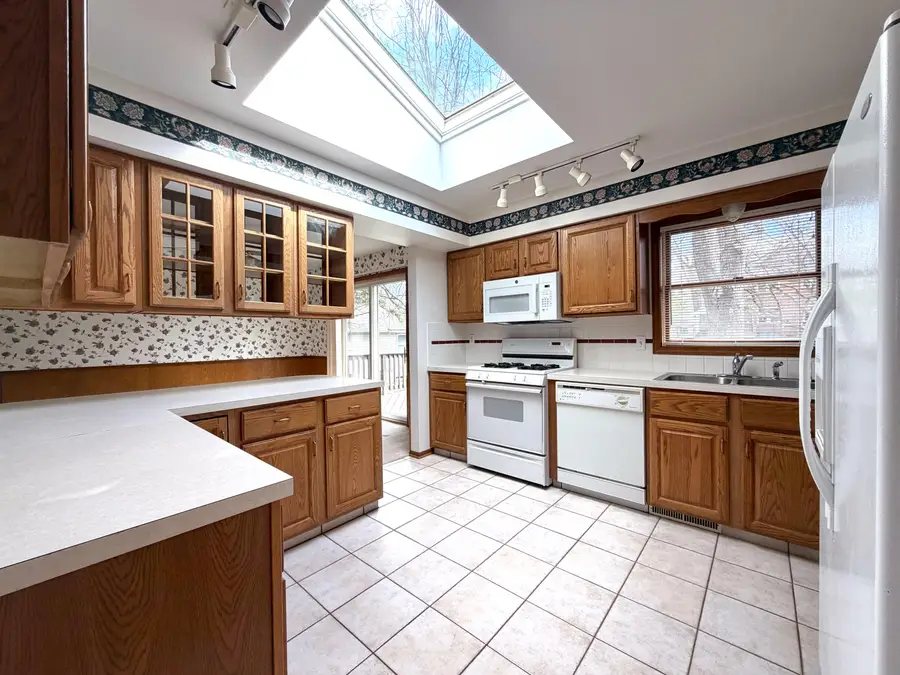 3382 Devon Drive Ne, Grand Rapids, MI 49546 - #2