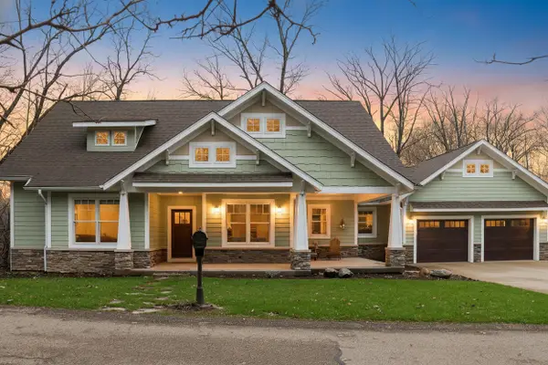 2214 Shelter Pointe Drive, Kalamazoo, MI 49008