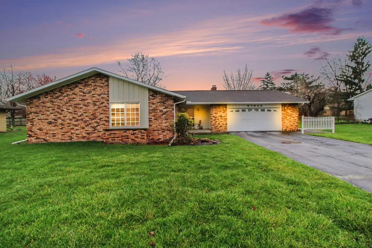 37625 Whitney Drive, Wayne, MI 48184 - #1