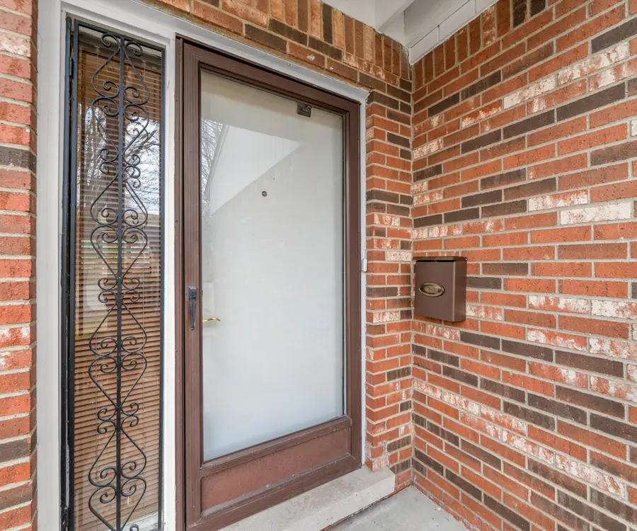 42282 E Edward Drive #258, Clinton Township, MI 48038 - #2