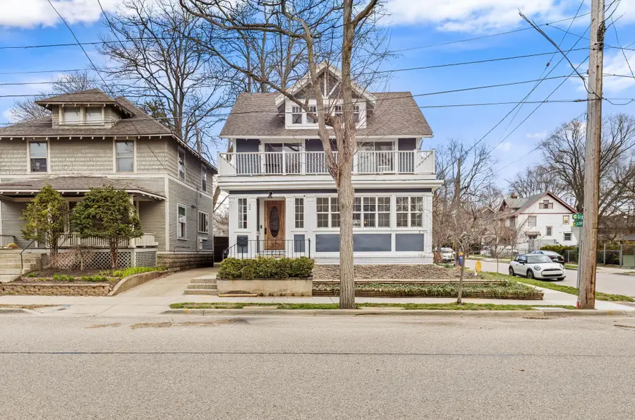 22 Grand Avenue Ne, Grand Rapids, MI 49503 - #2