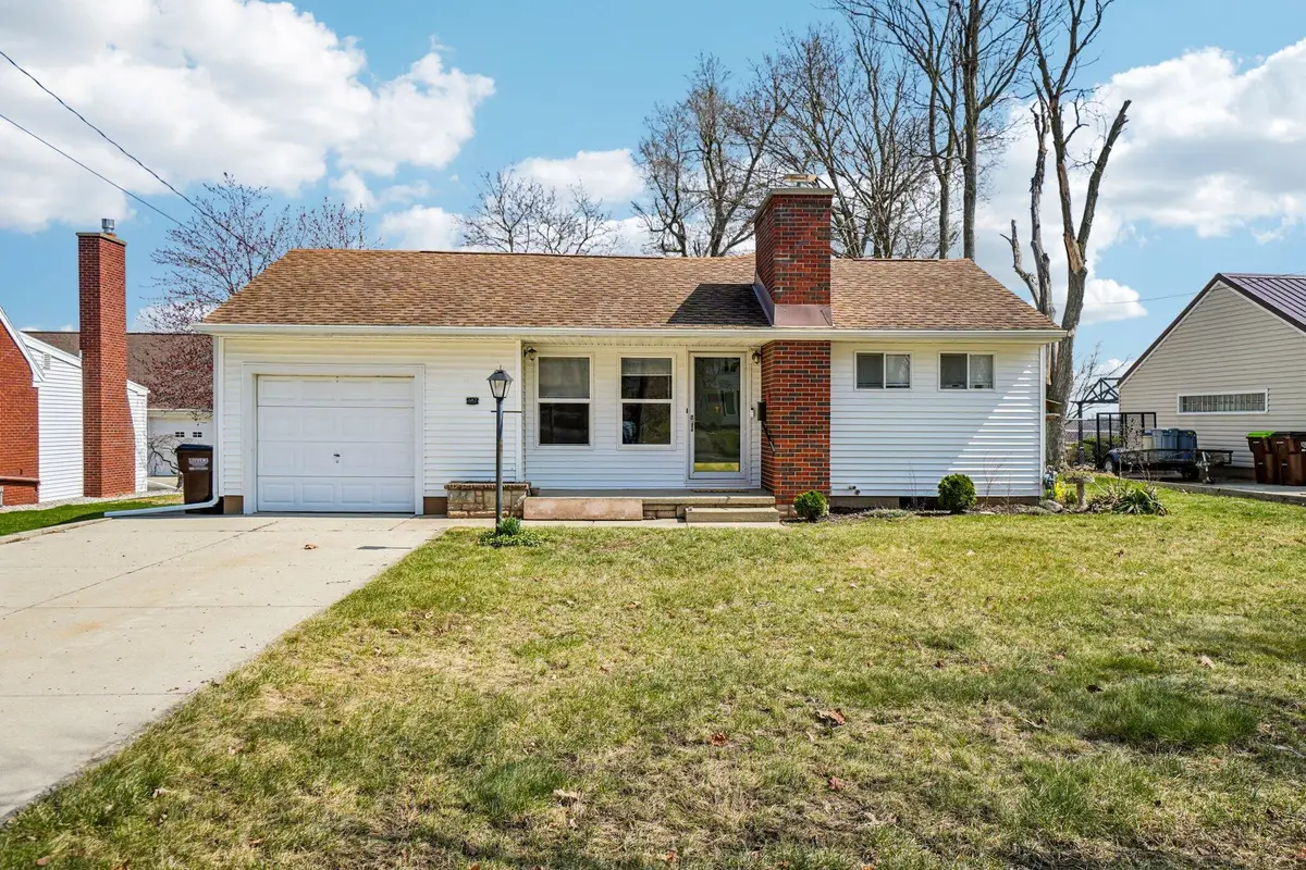 682 Budlong Street, Adrian, MI 49221 - #1