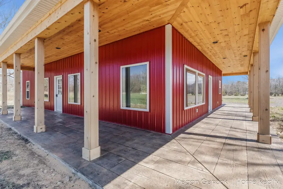 6530 Riverside Road, Fennville, MI 49408 - #2