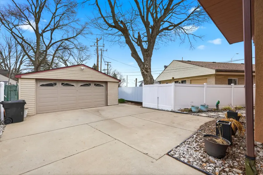 17802 Berg Road, Detroit, MI 48219 - #3