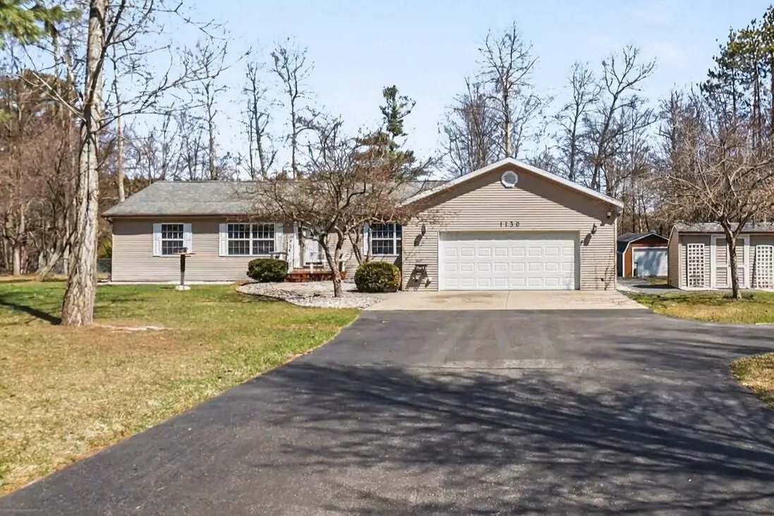 1130 N Brookridge Road, Ludington, MI 49431 - #1