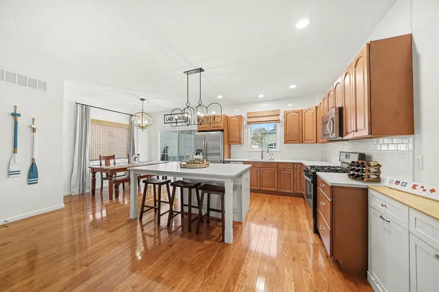 217 W Merchant Street, New Buffalo, MI 49117 - #2