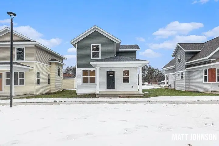 624 Hazen Street Se, Grand Rapids, MI 49507 - #1