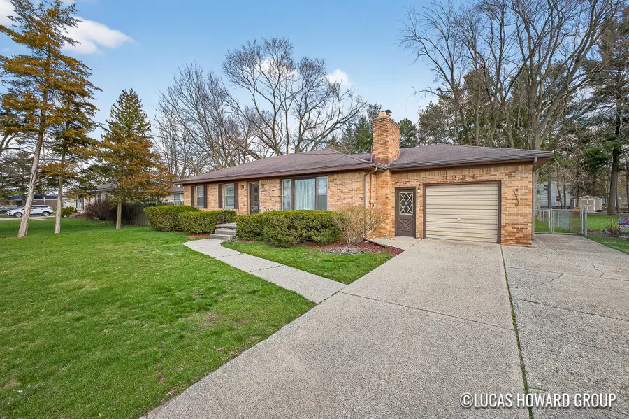 3234 Ivanrest Avenue Sw, Grandville, MI 49418 - #2