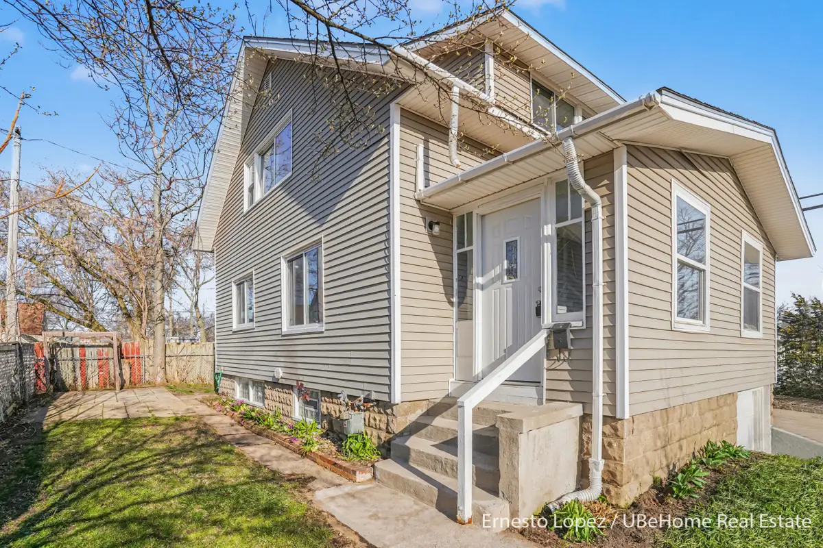 376 College Avenue, Holland, MI 49423 - #1