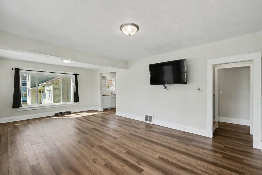 909 S Franklin Street, Greenville, MI 48838 - #3