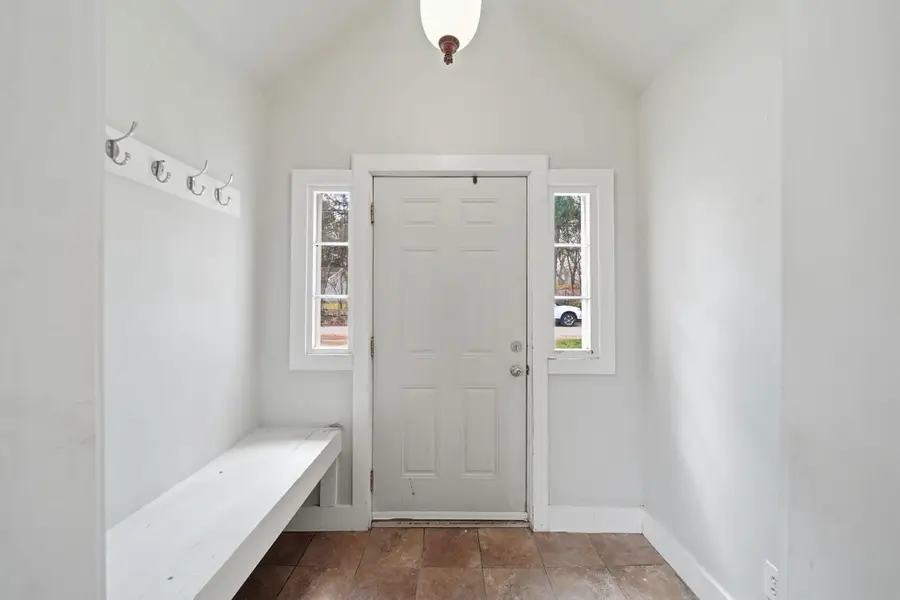 208 Thorpe Drive, Jackson, MI 49203 - #2